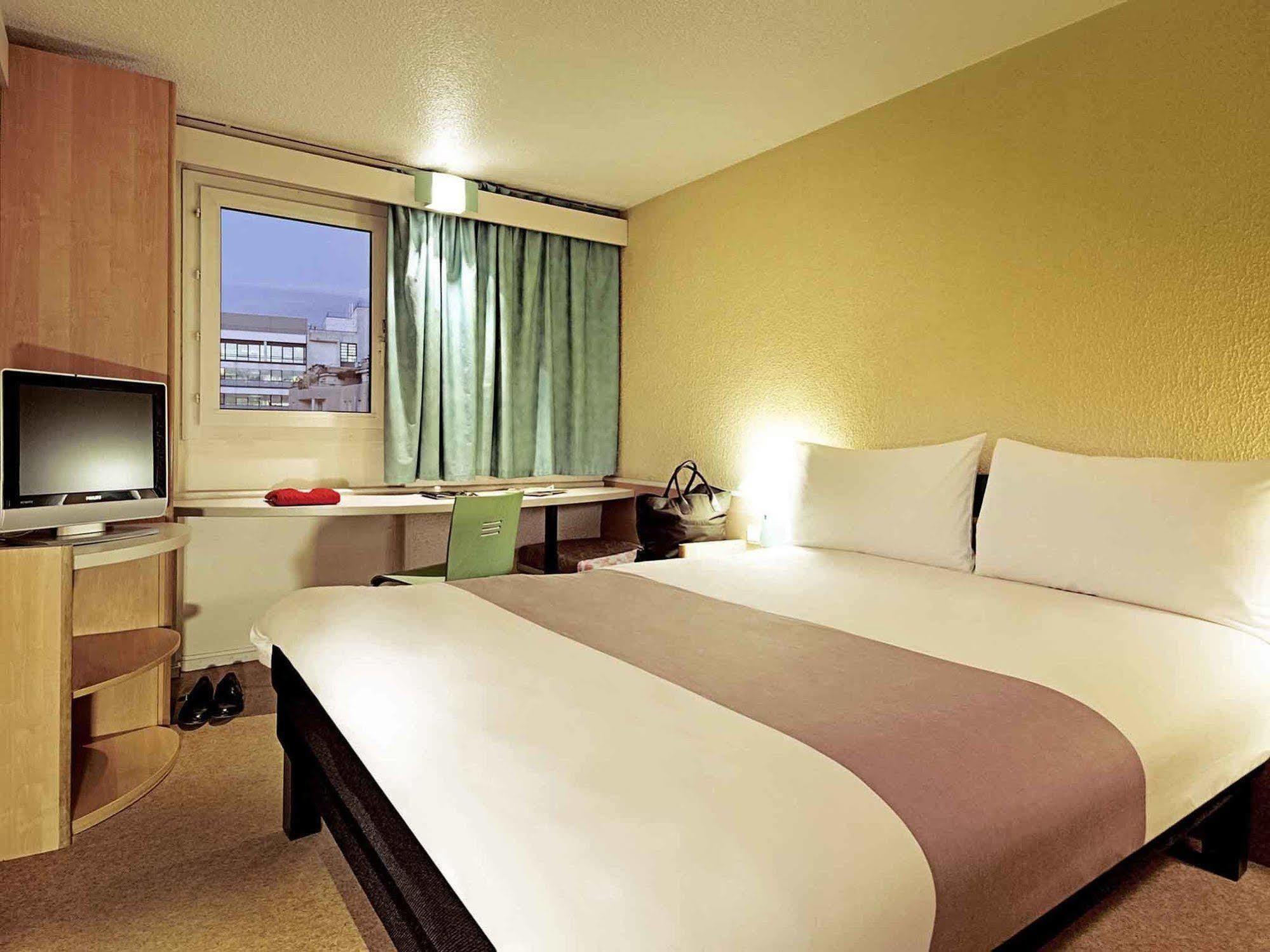 Ibis Navegantes Hotel 3*